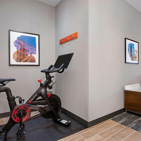 Hampton Inn & Suites Muncie Eksteriør bilde