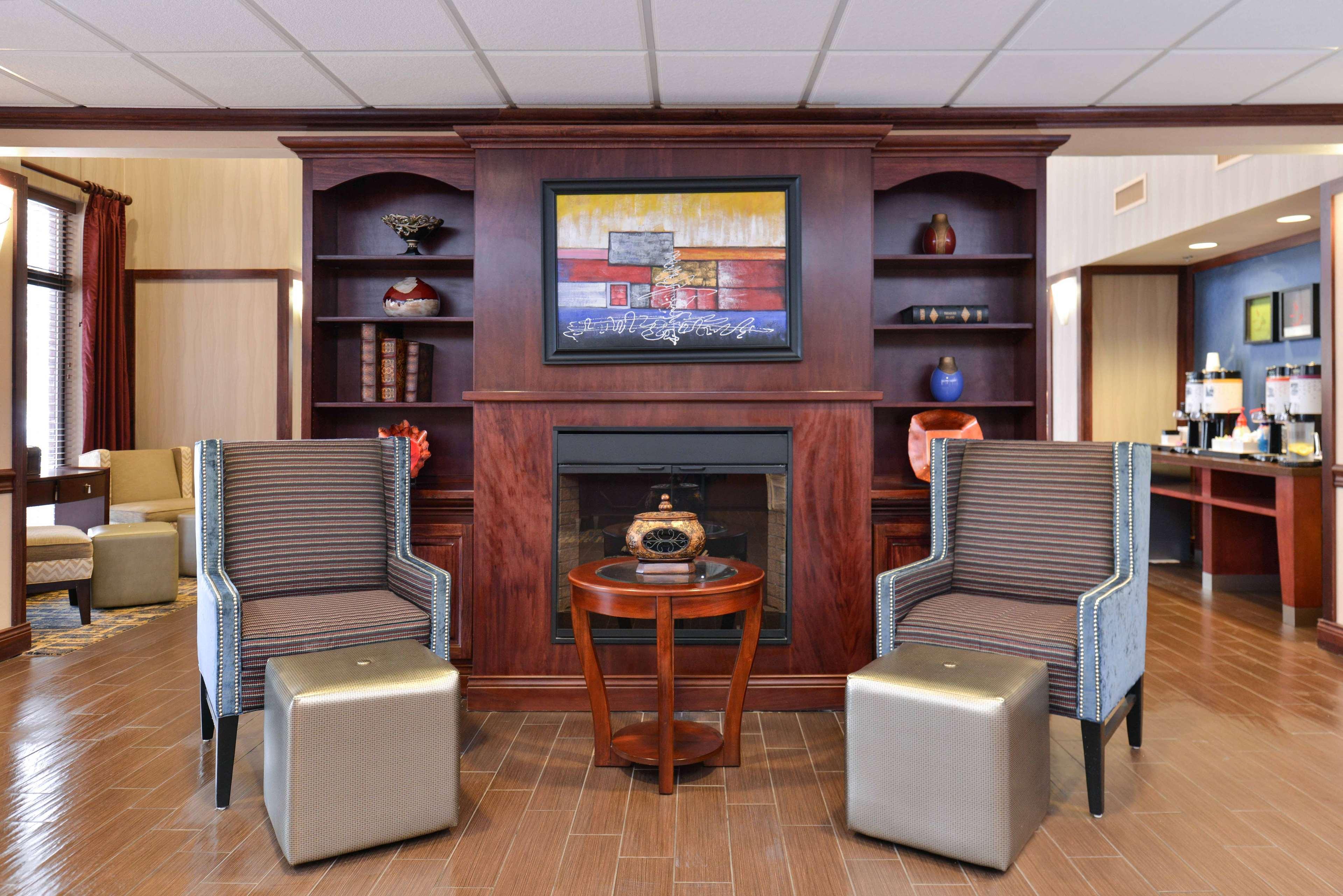 Hampton Inn & Suites Muncie Eksteriør bilde